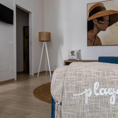 La Delux/ Vista Mare7 Centro شقة دْيانو مارينا
